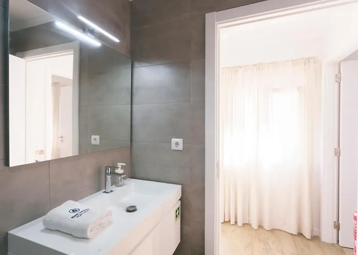 101 - Hut Spot Berlengas * Peniche